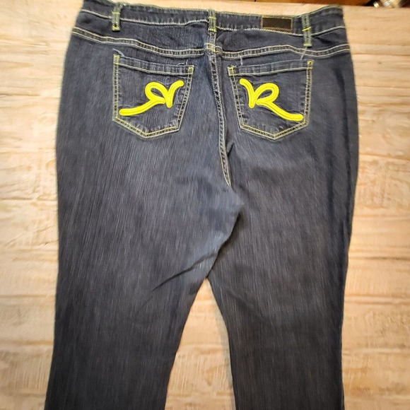 ROCA WEAR SIMONE STRAIGHT LEG JEANS Juniors SZ 13 EMBELLISHED POCKETS - Picture 8 of 10